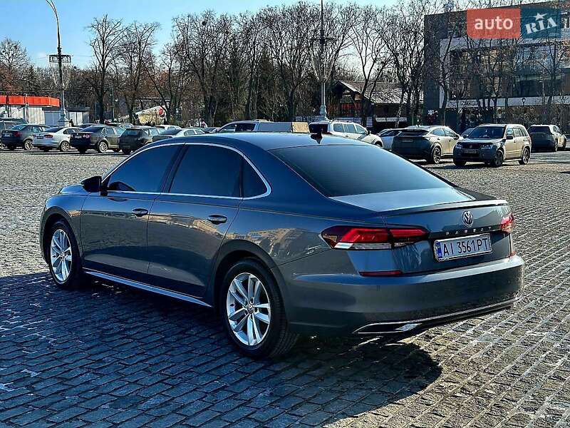 Седан Volkswagen Passat 2020 в Харькове