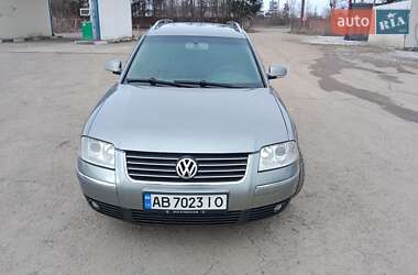 Універсал Volkswagen Passat 2004 в Шаргороді