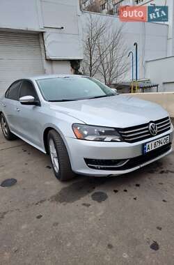 Седан Volkswagen Passat 2014 в Николаеве