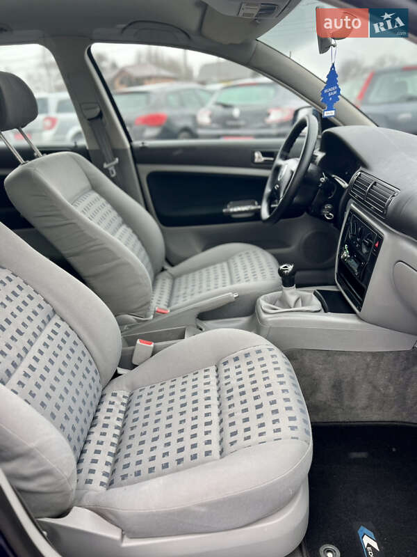 Универсал Volkswagen Passat 2000 в Виннице