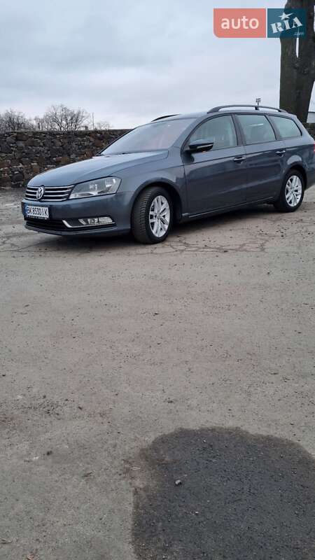 Універсал Volkswagen Passat 2014 в Луцьку