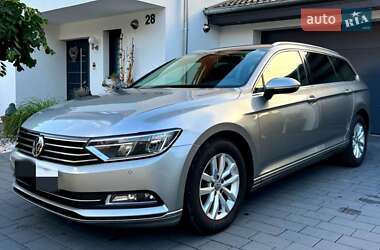 Універсал Volkswagen Passat 2015 в Тячеві