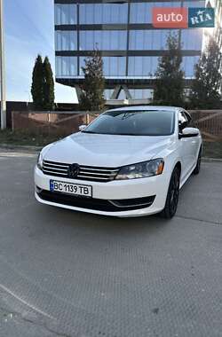 Седан Volkswagen Passat 2015 в Львові