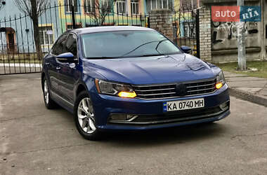 Седан Volkswagen Passat 2016 в Києві