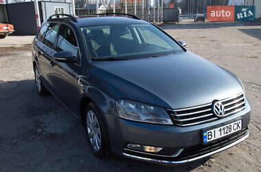 Універсал Volkswagen Passat 2014 в Миргороді