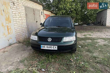 Седан Volkswagen Passat 1998 в Вознесенске