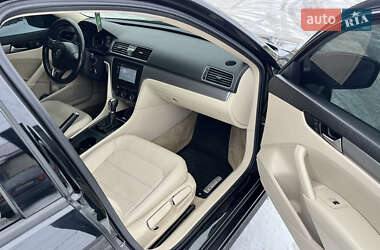 Седан Volkswagen Passat 2014 в 