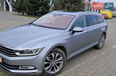 Универсал Volkswagen Passat 2018 в Хмельницком