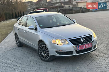 Седан Volkswagen Passat 2005 в Тернополе