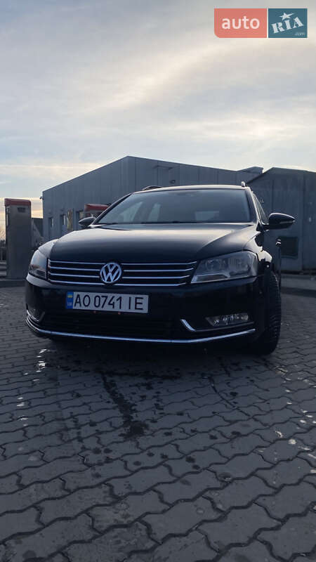 Volkswagen Passat 2011
