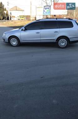Универсал Volkswagen Passat 2010 в 