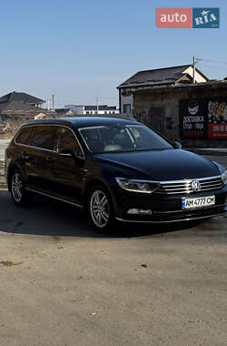 Универсал Volkswagen Passat 2017 в Звягеле