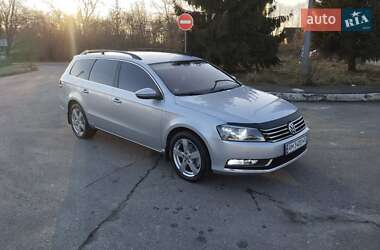 Універсал Volkswagen Passat 2012 в Бердичеві