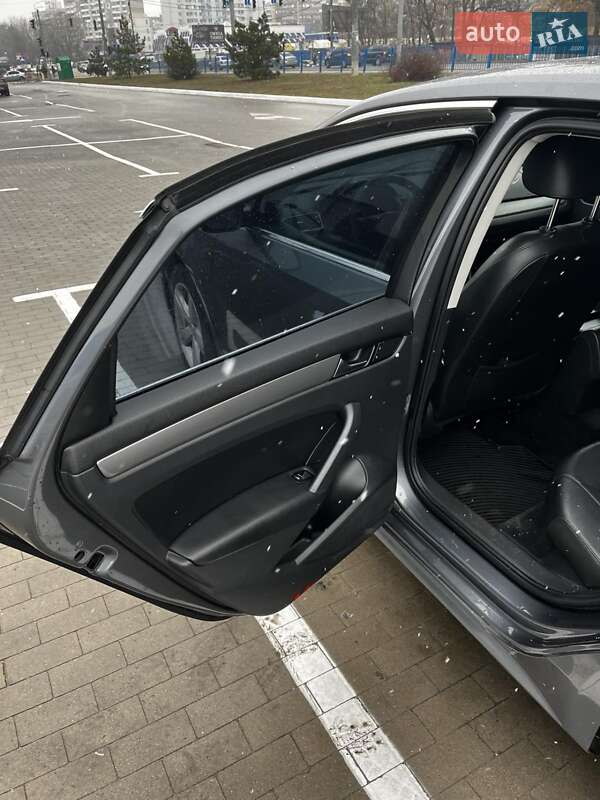 Седан Volkswagen Passat 2013 в Броварах