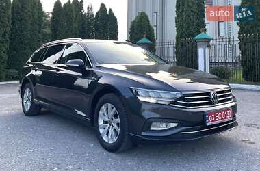 Універсал Volkswagen Passat 2020 в Дубні