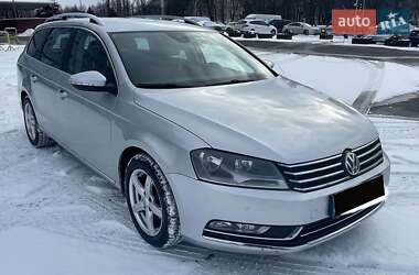 Універсал Volkswagen Passat 2011 в Києві