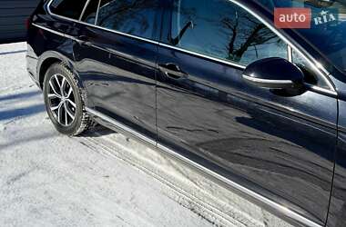 Універсал Volkswagen Passat 2018 в 