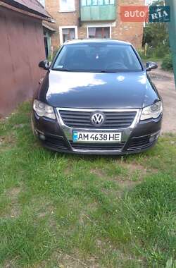 Седан Volkswagen Passat 2005 в Житомире