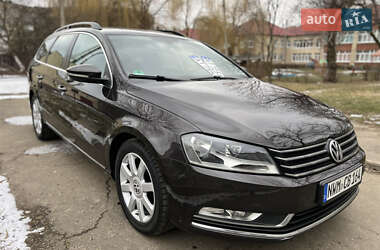 Универсал Volkswagen Passat 2011 в Калуше