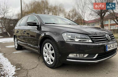 Универсал Volkswagen Passat 2011 в Калуше