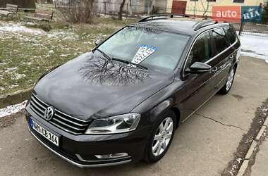 Универсал Volkswagen Passat 2011 в Калуше