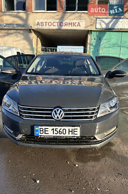 Седан Volkswagen Passat 2011 в Николаеве