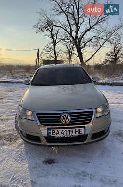 Седан Volkswagen Passat 2006 в Кропивницькому