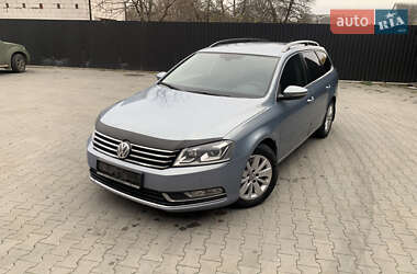 Універсал Volkswagen Passat 2012 в Бердичеві