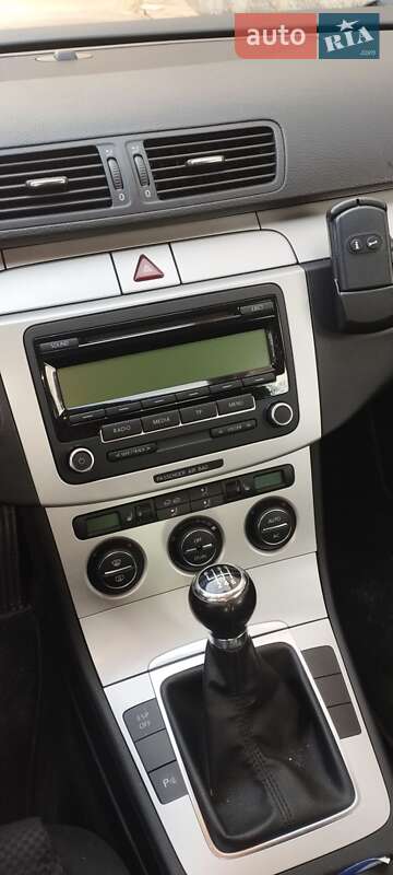 Универсал Volkswagen Passat 2009 в Бердичеве