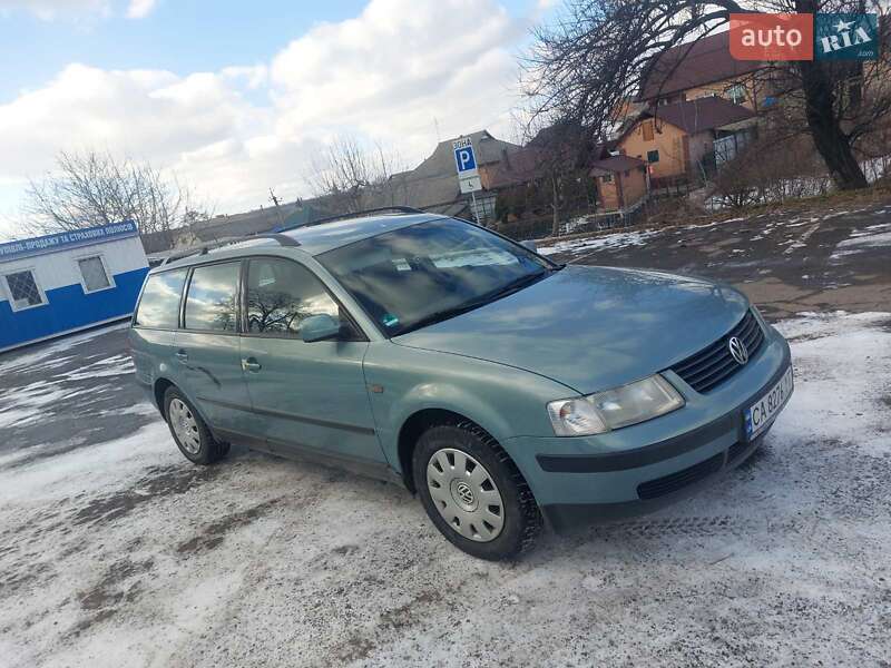 Універсал Volkswagen Passat 1998 в Благовіщенську