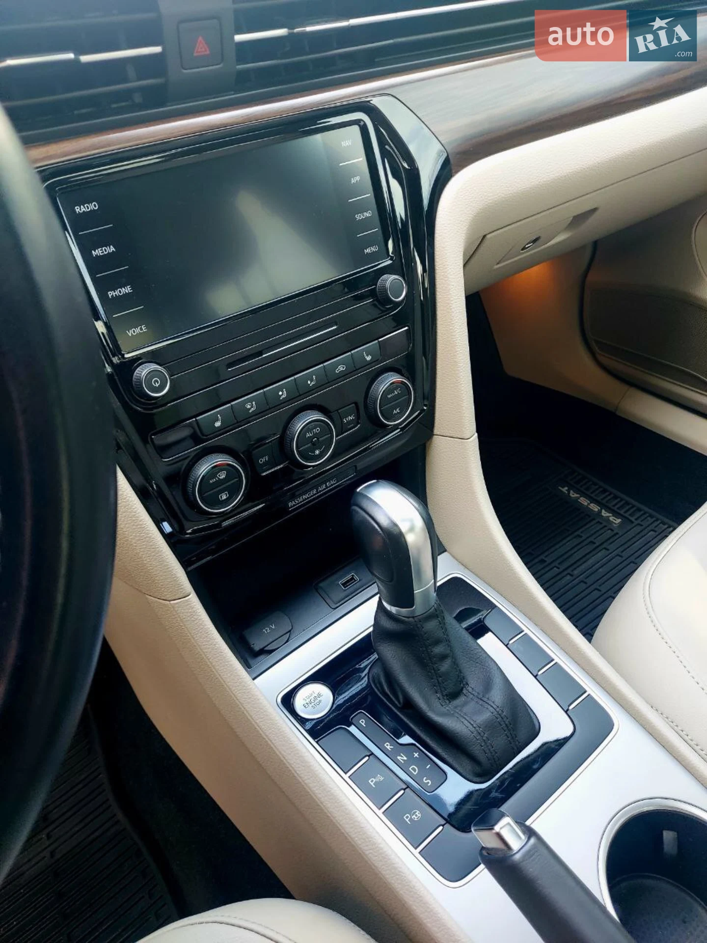2020 Volkswagen Passat - мініатюра 9