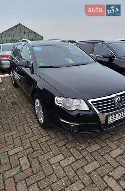 Універсал Volkswagen Passat 2008 в Києві