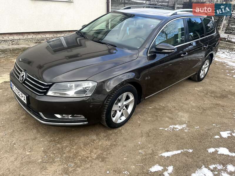 Універсал Volkswagen Passat 2013 в Львові