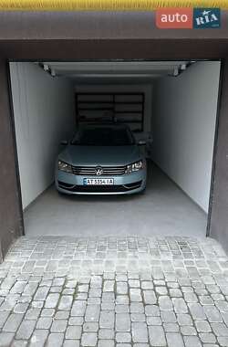Седан Volkswagen Passat 2012 в 