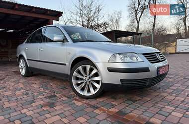 Седан Volkswagen Passat 2002 в Житомирі