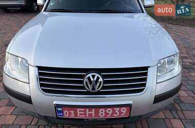 Седан Volkswagen Passat 2002 в Житомирі