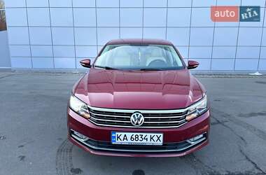 Седан Volkswagen Passat 2017 в Києві