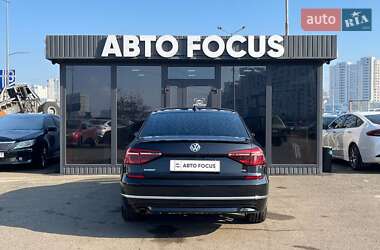 Седан Volkswagen Passat 2018 в Києві