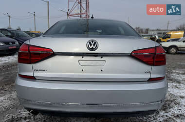 Седан Volkswagen Passat 2015 в Лубнах