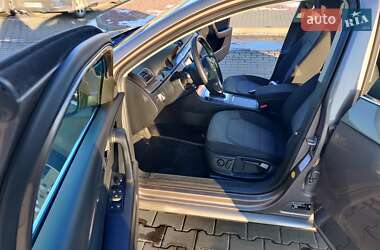 Универсал Volkswagen Passat 2011 в 