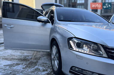 Универсал Volkswagen Passat 2012 в Львове