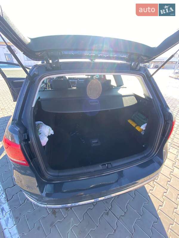 Універсал Volkswagen Passat 2014 в Львові