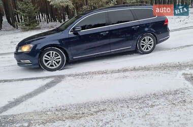 Универсал Volkswagen Passat 2011 в Сарнах