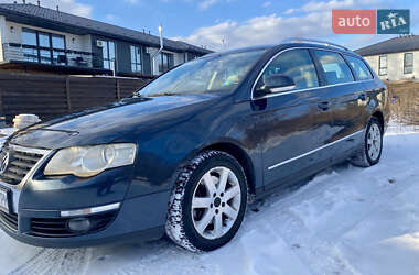 Универсал Volkswagen Passat 2006 в Киеве