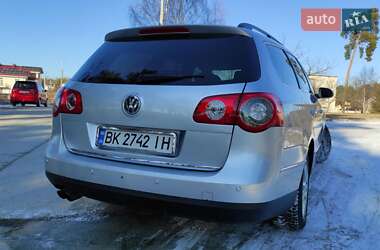 Универсал Volkswagen Passat 2007 в Нетешине