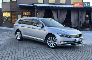 Універсал Volkswagen Passat 2015 в Рівному