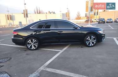 Седан Volkswagen Passat 2021 в Києві