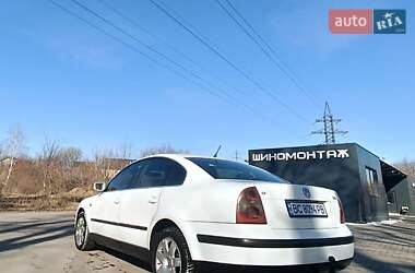 Седан Volkswagen Passat 2001 в Львове