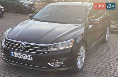 Седан Volkswagen Passat 2017 в Харькове