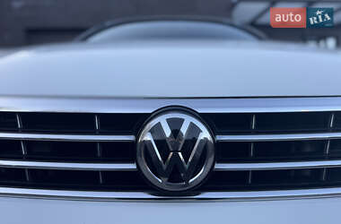 Седан Volkswagen Passat 2019 в 